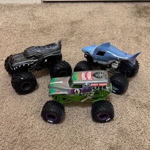 Monster Jam - Grave Digger, Megalodon & Mega Wrex